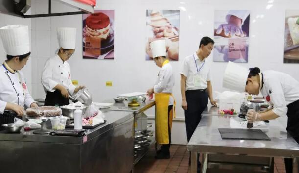 ��ԇ�F(xi��n)������Ȼ