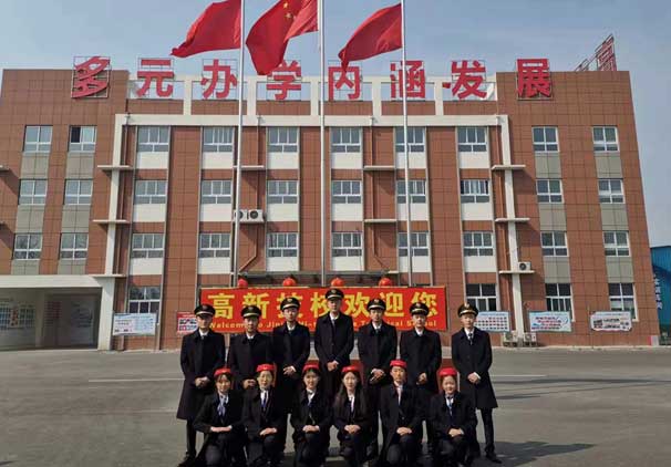 ��(j��)�����¼�У��Ԫ��(n��i)���l(f��)չ