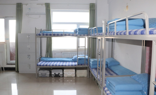 �H���뾰���t(y��)ˎ�W(xu��)У����h(hu��n)��