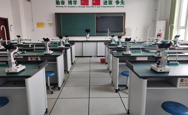 �H���뾰���t(y��)ˎ�W(xu��)У��Ӗ(x��n)��