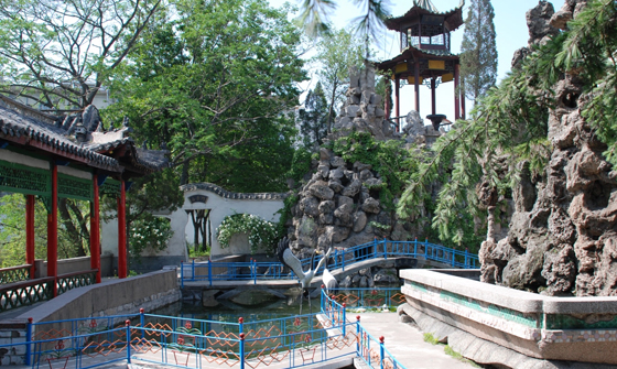 ɽ�|ɽ�V�����W(xu��)УУ�@