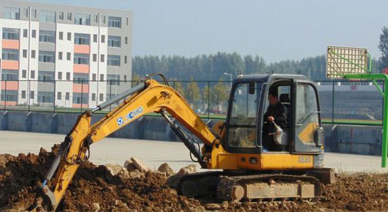 泰安挖掘機培訓(xùn) 泰安挖掘機培訓(xùn)