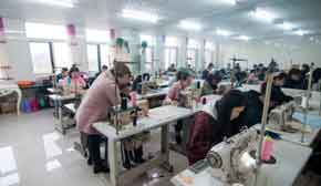 ���b����