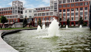 ������У�@