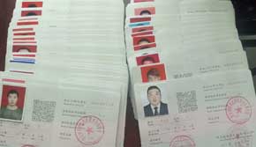 �Y���J(r��n)�C